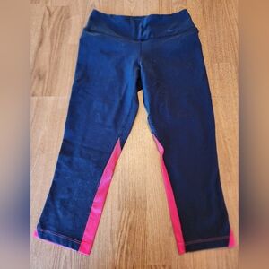 Nike Dri-Fit Capri Workout Leggings